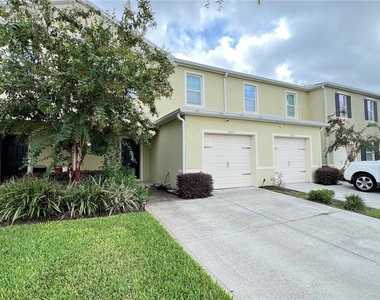 9017 Alba Lane - Photo Thumbnail 1