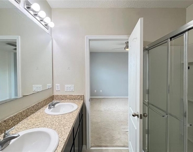 9017 Alba Lane - Photo Thumbnail 27