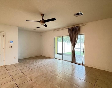 9017 Alba Lane - Photo Thumbnail 13