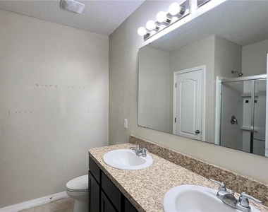 9017 Alba Lane - Photo Thumbnail 26