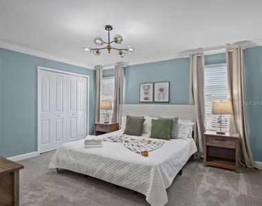 1184 Kingsbarn Street - Photo Thumbnail 6