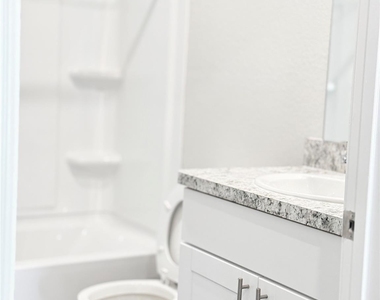 21611 Dessert Lilly Road - Photo Thumbnail 13