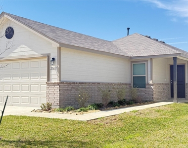 21611 Dessert Lilly Road - Photo Thumbnail 1