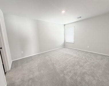 21611 Dessert Lilly Road - Photo Thumbnail 21