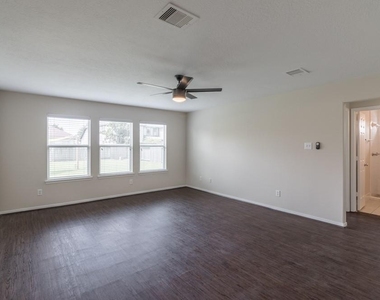 13619 Northpointe Ridge Lane - Photo Thumbnail 14