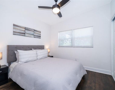 5815 Wolf Road - Photo Thumbnail 15