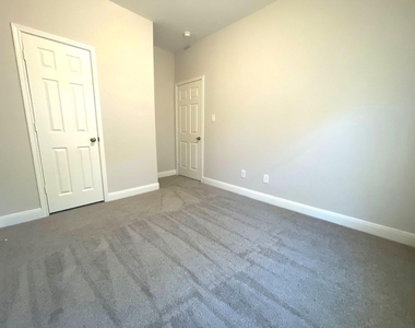 9327 Camay Drive - Photo Thumbnail 12