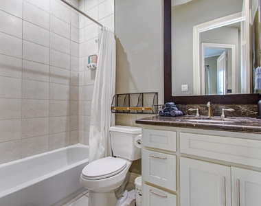 4001 Dallas Street - Photo Thumbnail 22