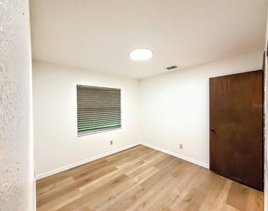 601 Ne 26th Street - Photo Thumbnail 11