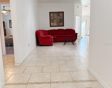 6825 Sw 64th Terrace - Photo Thumbnail 3