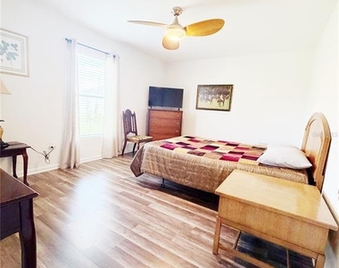 6825 Sw 64th Terrace - Photo Thumbnail 23