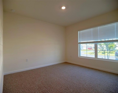 7230 Se 112th Lane - Photo Thumbnail 16