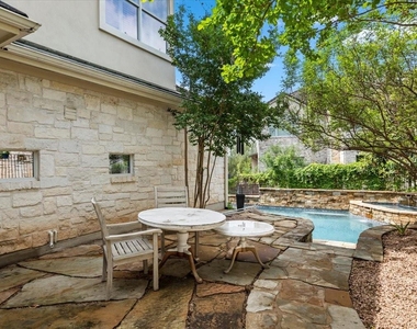 4308 Canoas Drive - Photo Thumbnail 4