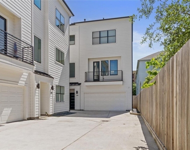 2508 Gray Street - Photo Thumbnail 3