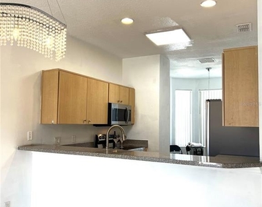 1205 S Beach Circle - Photo Thumbnail 9