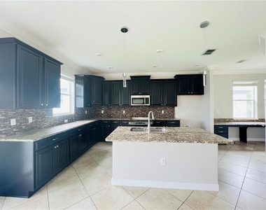 13149 Green Violet Drive - Photo Thumbnail 3