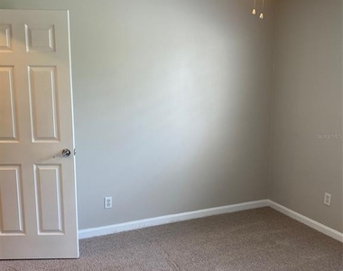 130 Rhoden Lane - Photo Thumbnail 9