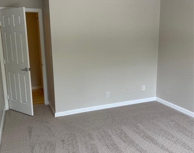 130 Rhoden Lane - Photo Thumbnail 14
