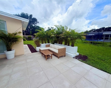 1650 Hastings Drive - Photo Thumbnail 14