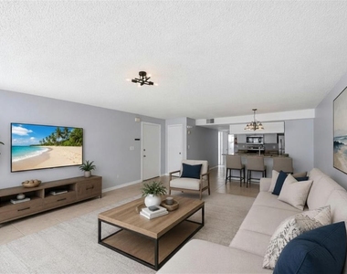 2723 N Poinciana Boulevard - Photo Thumbnail 4