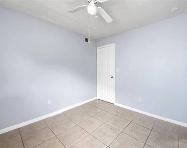 2723 N Poinciana Boulevard - Photo Thumbnail 24