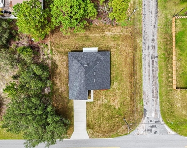 1071 W Hampshire Boulevard - Photo Thumbnail 27