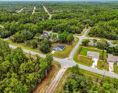1071 W Hampshire Boulevard - Photo Thumbnail 7