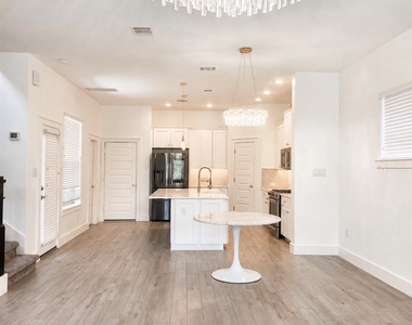 16722 Echo Heights Drive - Photo Thumbnail 3