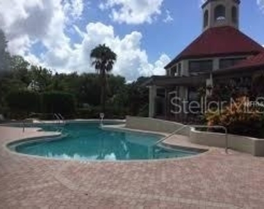 224 Afton Square - Photo Thumbnail 10
