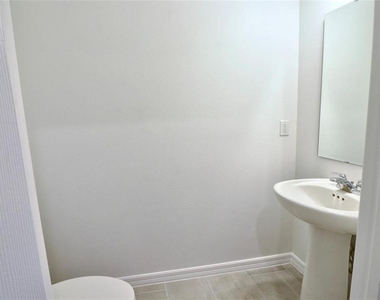 9939 Randal Walk Street - Photo Thumbnail 11