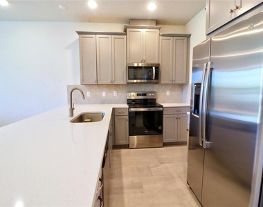 9939 Randal Walk Street - Photo Thumbnail 5