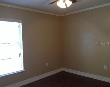8215 Golden Chickasaw Circle - Photo Thumbnail 7