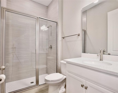 6491 Cyrils Drive - Photo Thumbnail 9
