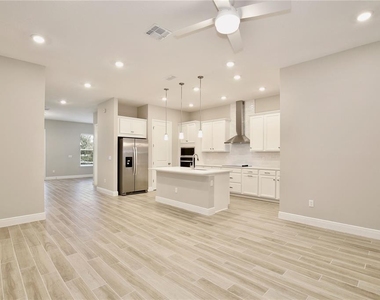 6491 Cyrils Drive - Photo Thumbnail 5