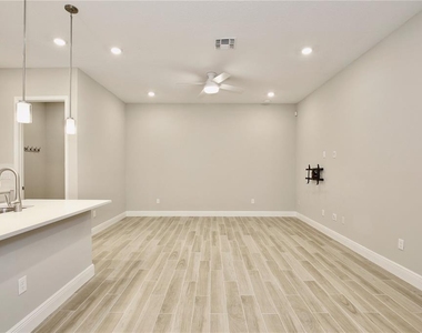 6491 Cyrils Drive - Photo Thumbnail 4