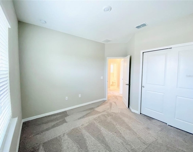 2307 Kestrel Perch Place - Photo Thumbnail 17