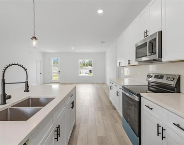 324 Marion Oaks Trail - Photo Thumbnail 12