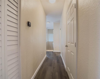 2226 Arbor Lakes Circle - Photo Thumbnail 24