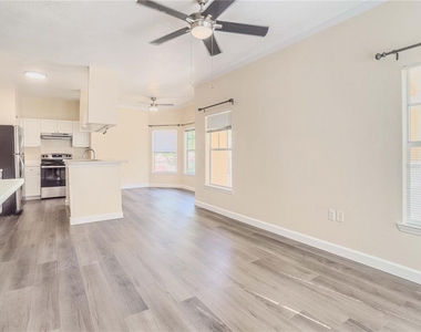 2226 Arbor Lakes Circle - Photo Thumbnail 5