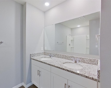 32217 Edson Avenue - Photo Thumbnail 11