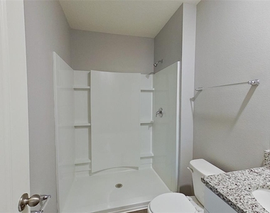 32217 Edson Avenue - Photo Thumbnail 8