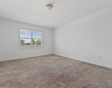 2999 Addison Boulevard - Photo Thumbnail 3