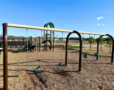 1188 Port Blue Way - Photo Thumbnail 31