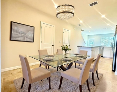 1188 Port Blue Way - Photo Thumbnail 2
