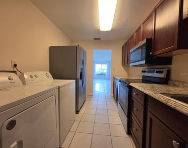 605 Northlake Boulevard - Photo Thumbnail 9
