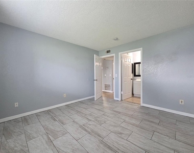 605 Northlake Boulevard - Photo Thumbnail 13