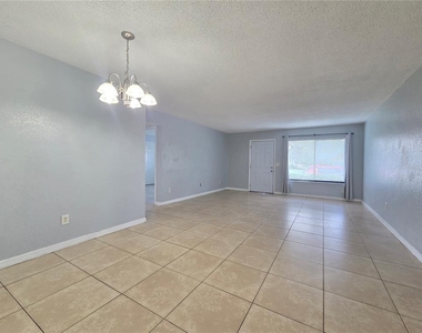 605 Northlake Boulevard - Photo Thumbnail 2
