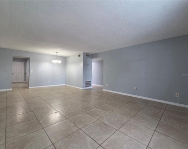 605 Northlake Boulevard - Photo Thumbnail 3