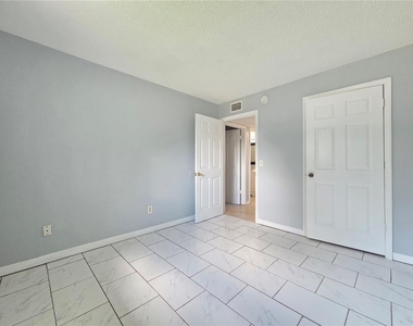 605 Northlake Boulevard - Photo Thumbnail 1