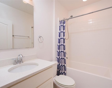 173 Villavista Court - Photo Thumbnail 10